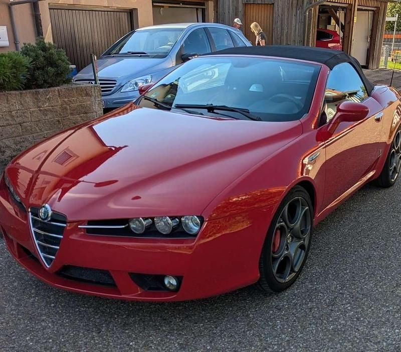 Rot Gebraucht 2009 Alfa Romeo Spider Cabrio | 19.990 € (Fairer Preis) - Bild 1/4