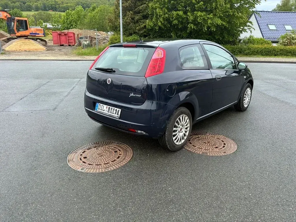 Gebraucht Fiat Punto Evo Dynamic 65 PS (47 kW) 2009 Blau Kleinwagen