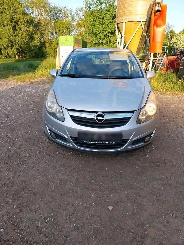 Gebraucht Opel Corsa 90 PS (66 kW) 2008 Silber Kleinwagen