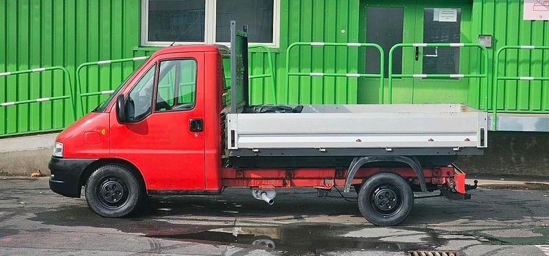 Gebraucht Fiat Ducato 128 PS (94 kW) 2002 Rot Van