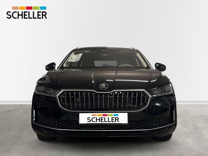 Neu Skoda Superb Selection 150 PS (110 kW) 2025 Schwarz Kombi