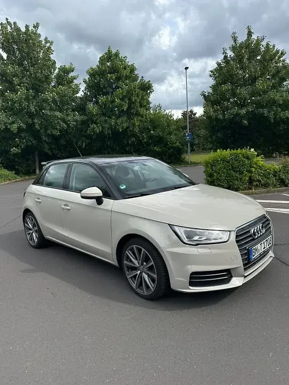 Gebraucht Audi A1 95 PS (69 kW) 2018 Beige Limousine