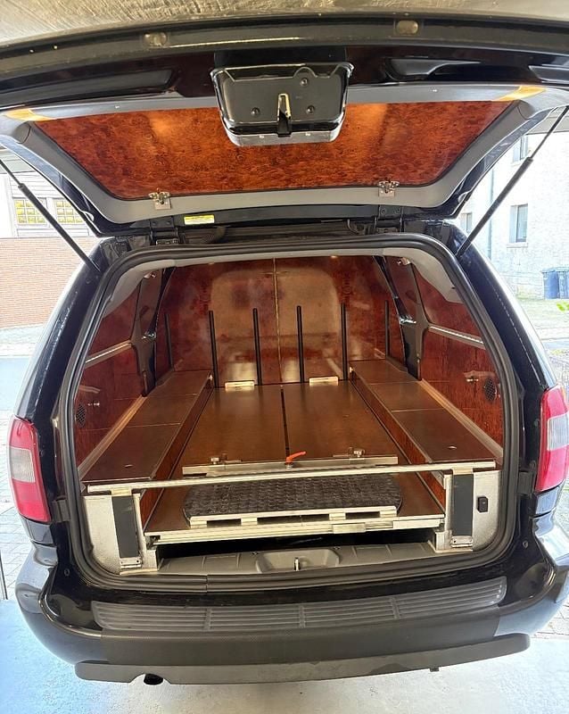 Gebraucht Chrysler Voyager 150 PS (110 kW) 2006 Schwarz Van / Kleinbus