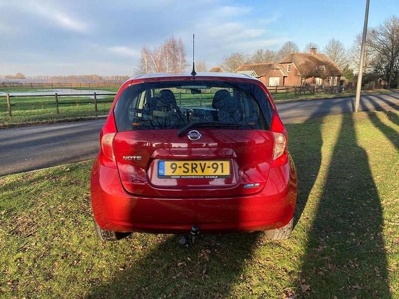 Gebraucht Nissan Note Visia 90 PS (66 kW) 2013 Rot Kleinwagen