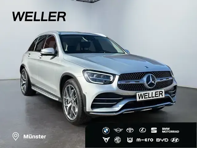 Gebraucht Mercedes GLC300 AMG line 245 PS (180 kW) 2019 Silber SUV