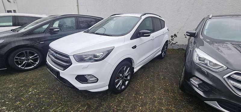 Frostweiß Gebraucht 2019 Ford Kuga ST-Line SUV | 18.490 € (Teuer) - Bild 1/4