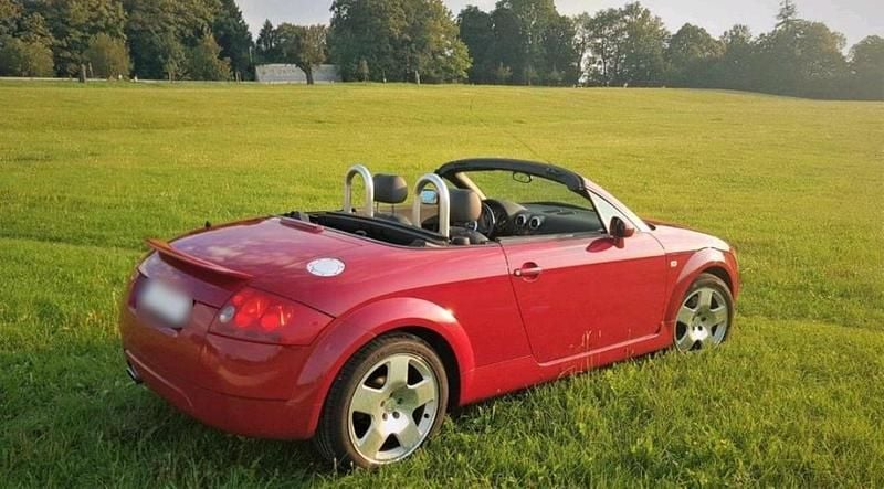 Gebraucht Audi TT Roadster 180 PS (132 kW) 2002 Rot Cabrio
