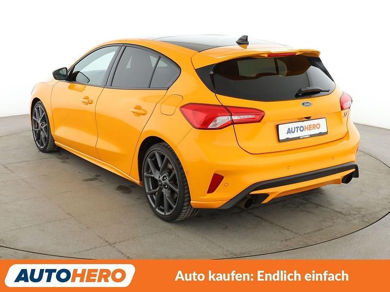 Gebraucht Ford Focus ST 280 PS (205 kW) 2020 Orange Limousine