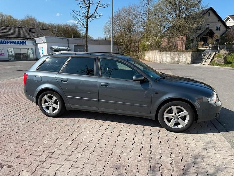 Gebraucht Audi A4 S-Line 131 PS (96 kW) 2002 Grau Kombi