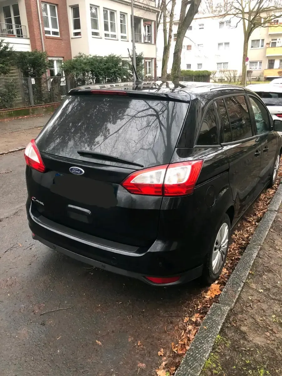 Gebraucht Ford Grand C-Max 115 PS (84 kW) 2016 Schwarz Van / Kleinbus
