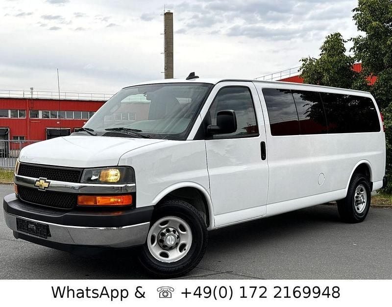 Gebraucht Chevrolet Express LT 286 PS (210 kW) 2017 Weiß Van / Kleinbus