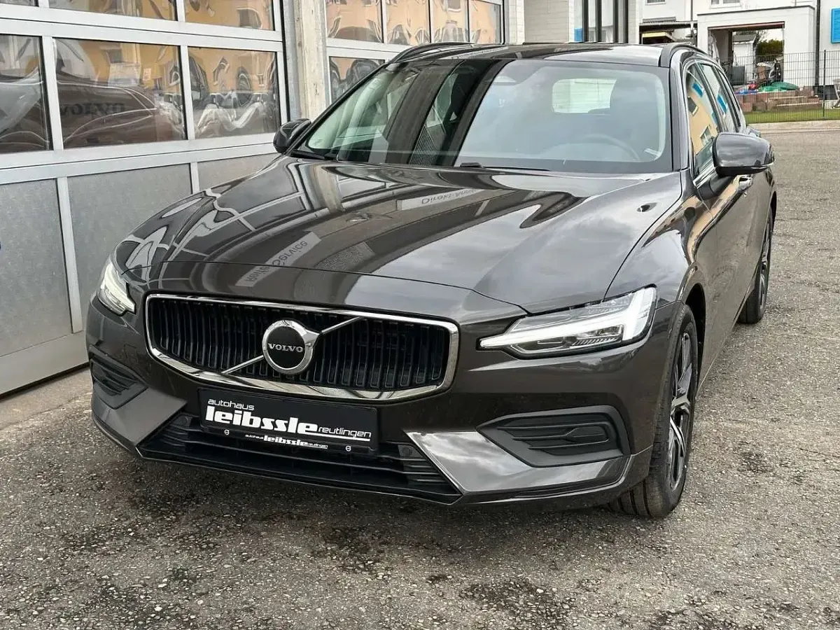Brugt Volvo V60 Core 163 HK (119 kW) 2024 Grå Stationcar