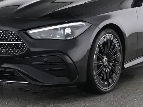Gebraucht Mercedes CLE220 197 PS (144 kW) 2025 Metalliclack obsidianschwarz Coupé