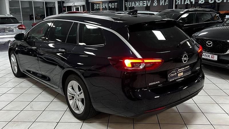 Gebraucht Opel Insignia Business Innovation 165 PS (121 kW) 2017 Blau Kombi