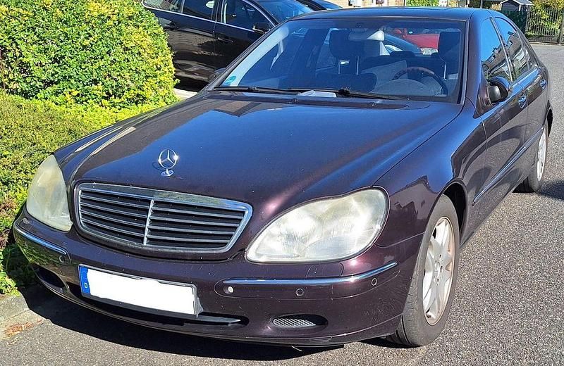 Schwarz Gebraucht 2000 Mercedes S430 Limousine | 4.990 € (Fairer Preis) - Bild 1/4