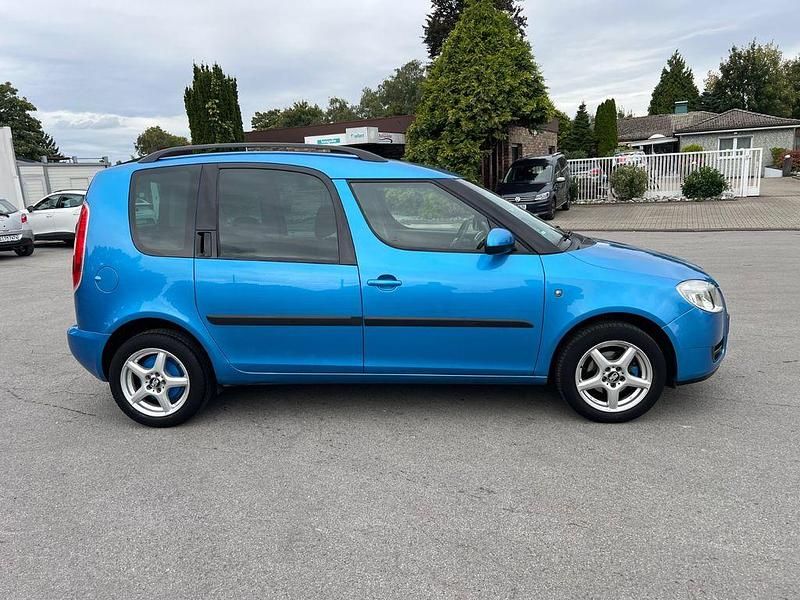 Blau Gebraucht 2008 Skoda Roomster Style Van / Kleinbus | 2.800 € (Etwas zu teuer) - Bild 1/4