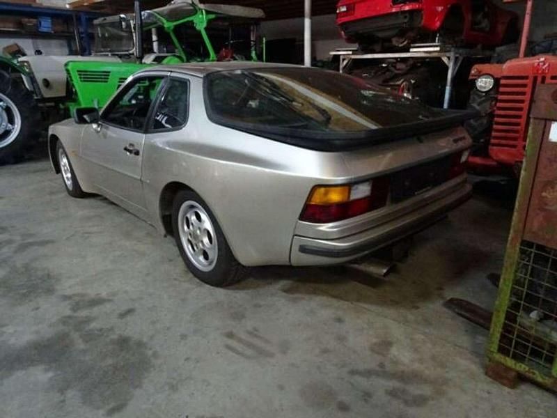 Gebraucht Porsche 944 155 PS (114 kW) 1986 Silber Coupé