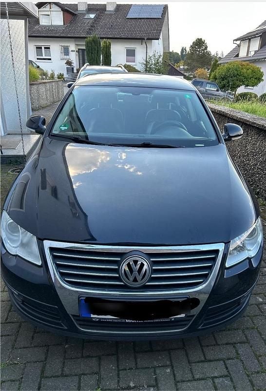 Schwarz Gebraucht 2006 VW Passat Limousine | 1.600 € (Superpreis) - Bild 1/4