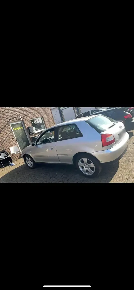 Używany Audi A3 101 KM (74 kW) 2002 Srebrny Hatchback