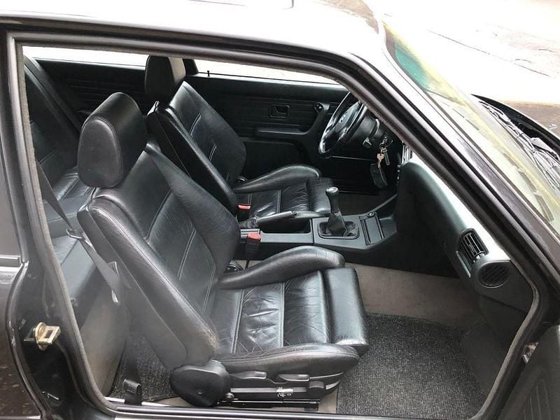 Second-hand BMW M3 215 CP (158 kW) 1990 Coupe