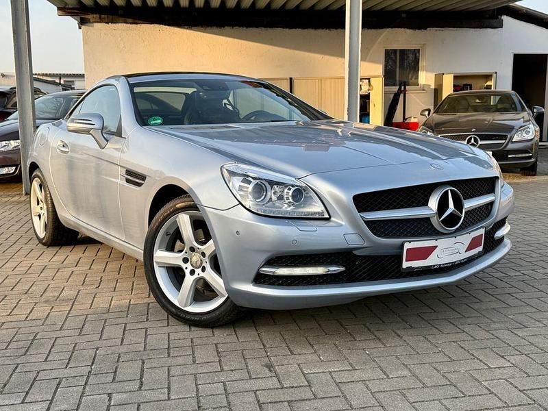 Gebraucht Mercedes SLK200 184 PS (135 kW) 2014 Silber Cabrio