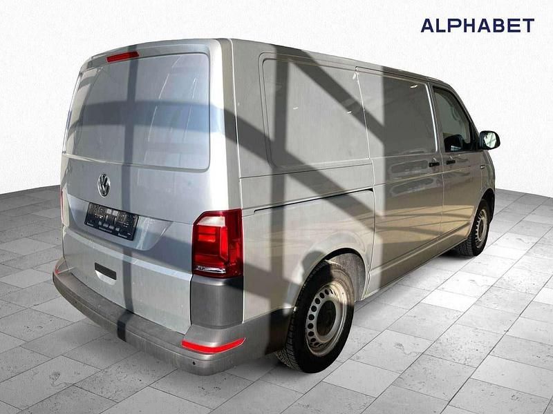 Gebraucht VW Transporter 102 PS (75 kW) 2020 Reflexsilber metallic Van