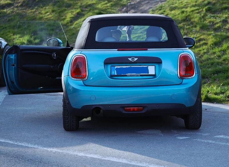 Gebraucht Mini One Cabriolet 102 PS (75 kW) 2017 Blau Cabrio