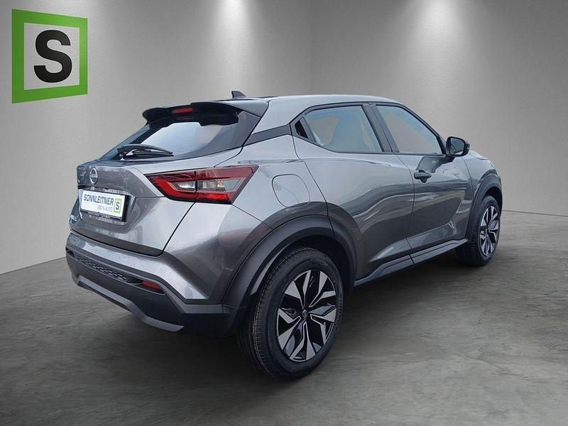 Neu Nissan Juke Acenta 114 PS (83 kW) 2025 Grau SUV