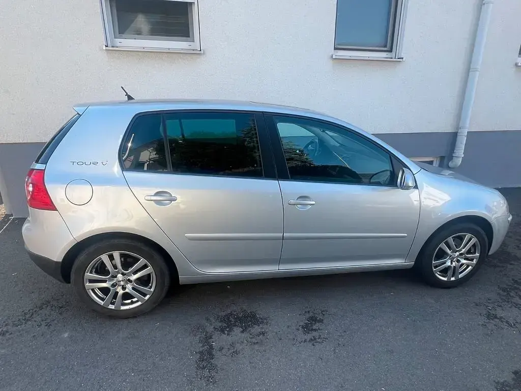 Gebraucht VW Golf V 80 PS (58 kW) 2007 Grau Limousine