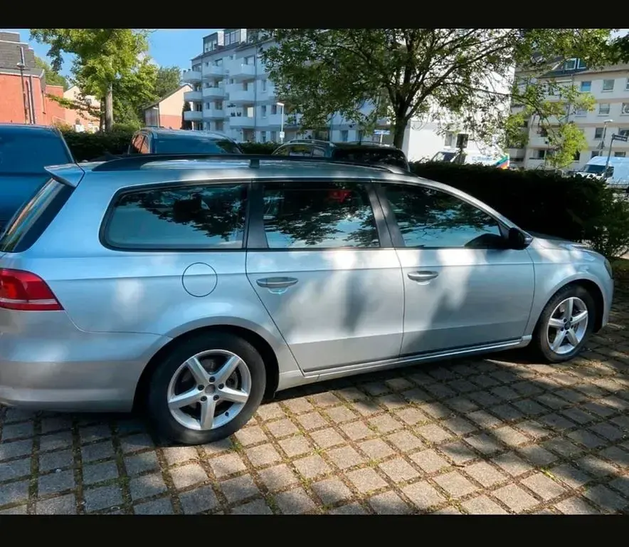 Gebraucht VW Passat Exclusive 150 PS (110 kW) 2012 Silber Kombi