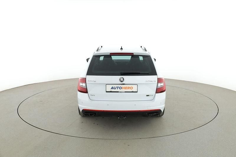 Second-hand Skoda Octavia RS 2020 Alb Break