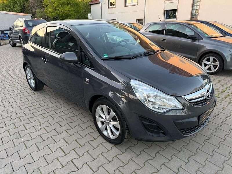 Second-hand Opel Astra Active 87 CP (63 kW) 2013 Hatchback