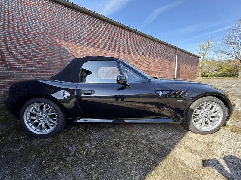 Gebraucht BMW Z3 118 PS (86 kW) 2003 Saphirschwarz Cabrio