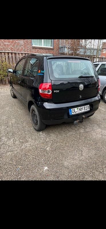 Schwarz Gebraucht 2005 VW Golf IV Kleinwagen | 1.700 € (Fairer Preis) - Bild 1/4