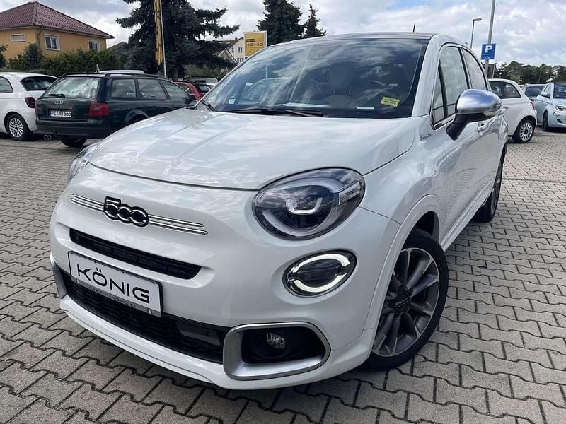 Weiß Gebraucht 2023 Fiat 500X Dolcevita SUV | 27.916 € (Etwas zu teuer) - Bild 1/4