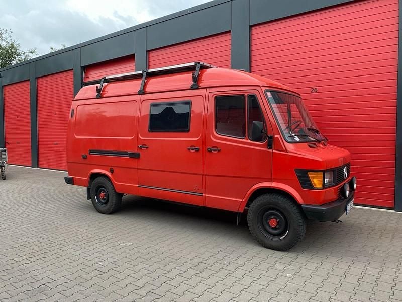 Gebraucht 1984 Mercedes T1 Van | 25.000 € - Bild 1/4