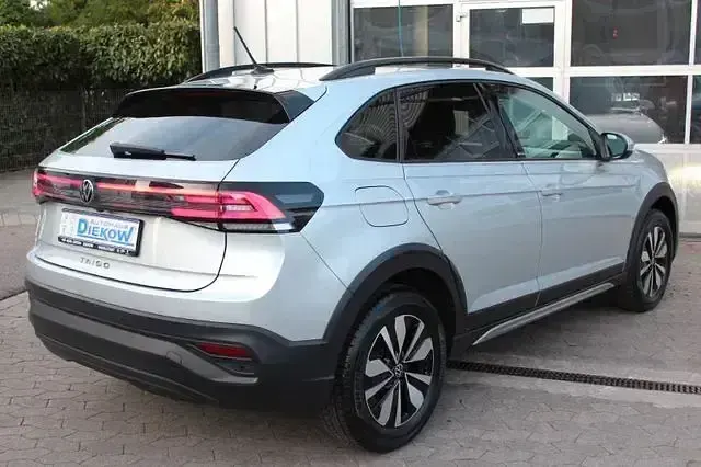 Używany VW Taigo Move 110 KM (80 kW) 2024 Srebrny SUV