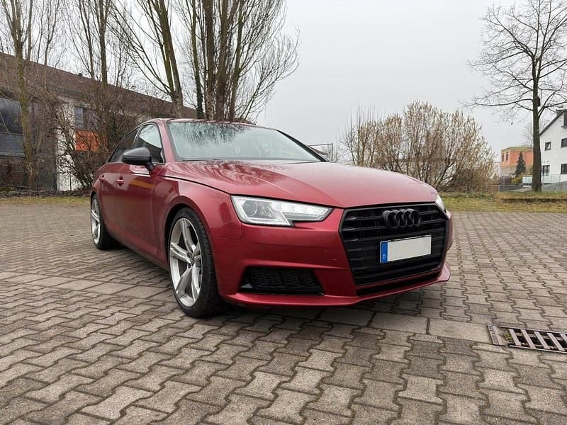 Rot Gebraucht 2016 Audi A4 Ambiente Limousine | 17.250 € (Fairer Preis) - Bild 1/4