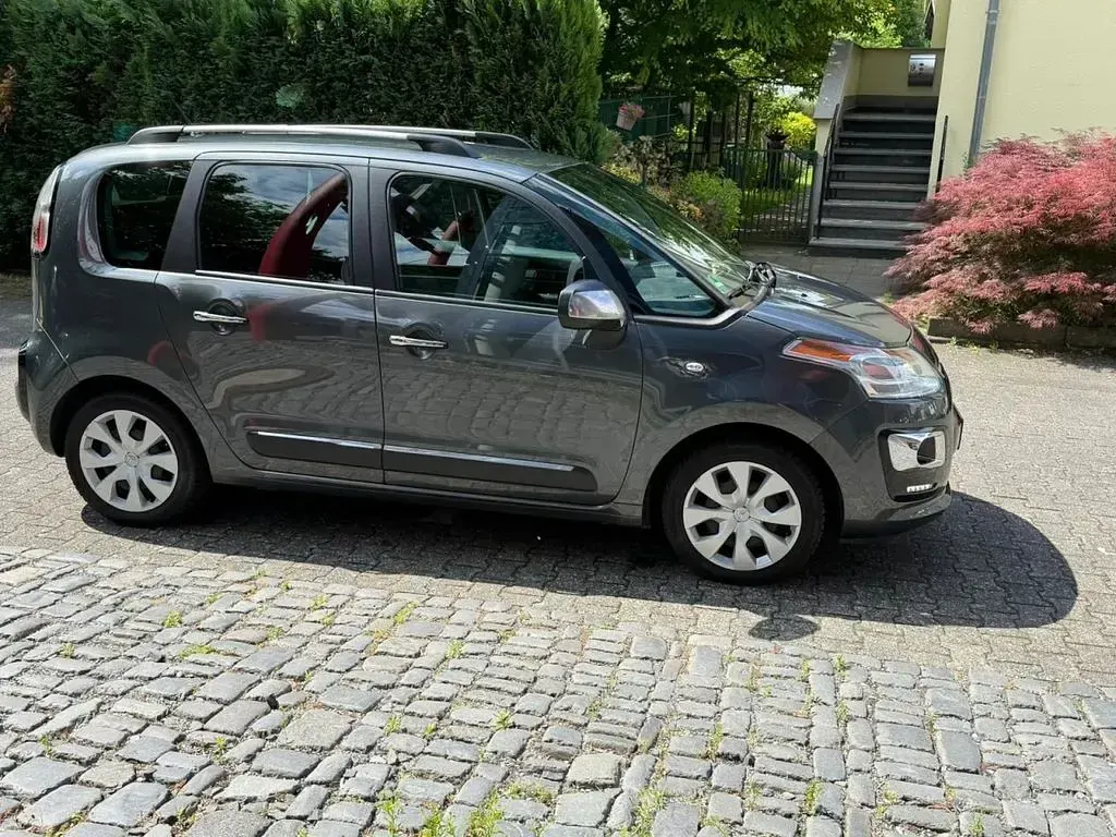 Gebraucht Citroën C3 Picasso SELECTION 110 PS (80 kW) 2017 Grau Van / Kleinbus