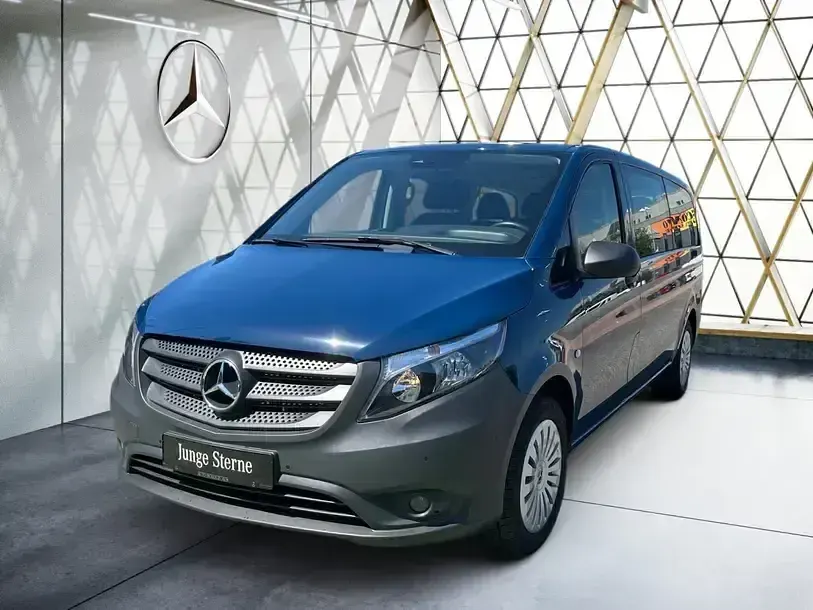 Gebraucht Mercedes Vito 136 PS (100 kW) 2021 Stahlblau Van