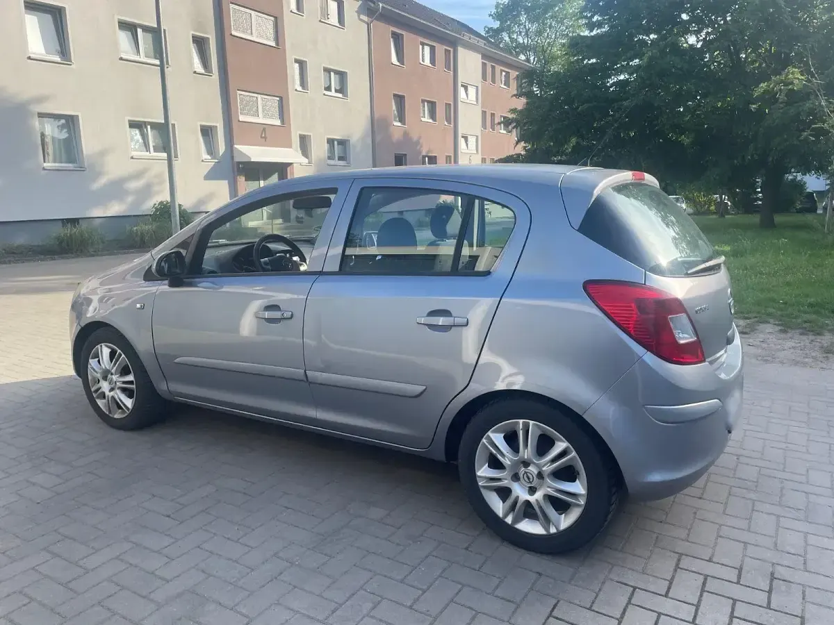 Gebraucht Opel Corsa 80 PS (58 kW) 2008 Blau Kleinwagen