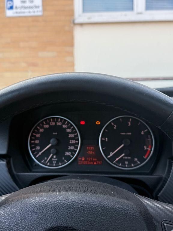 Schwarz Gebraucht 2006 BMW 320 Performance Kombi | 4.800 € (Fairer Preis) - Bild 1/4