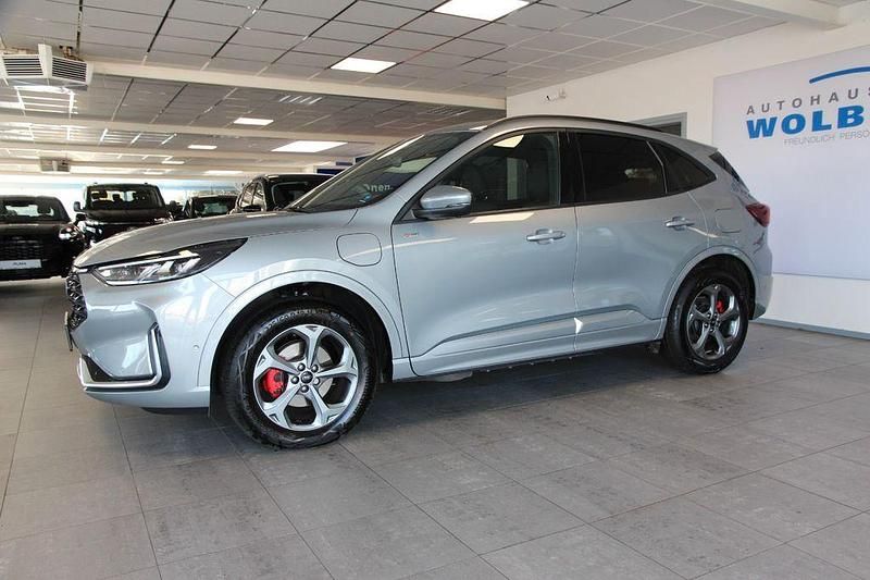 Gebraucht Ford Kuga ST-Line X 242 PS (177 kW) 2024 Silber SUV