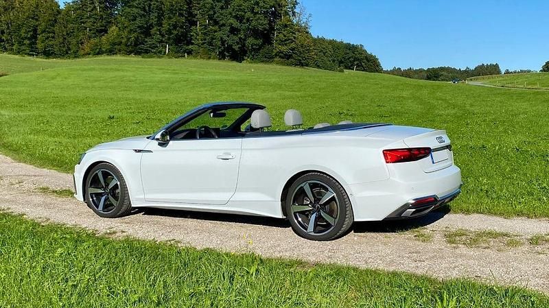 Weiß Gebraucht 2024 Audi A5 Cabriolet Ambiente Cabrio | 43.500 € (Etwas zu teuer) - Bild 1/4