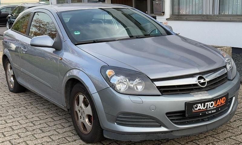 Silber Gebraucht 2005 Opel Astra GTC Sport Coupé | 999 € (Superpreis) - Bild 1/4