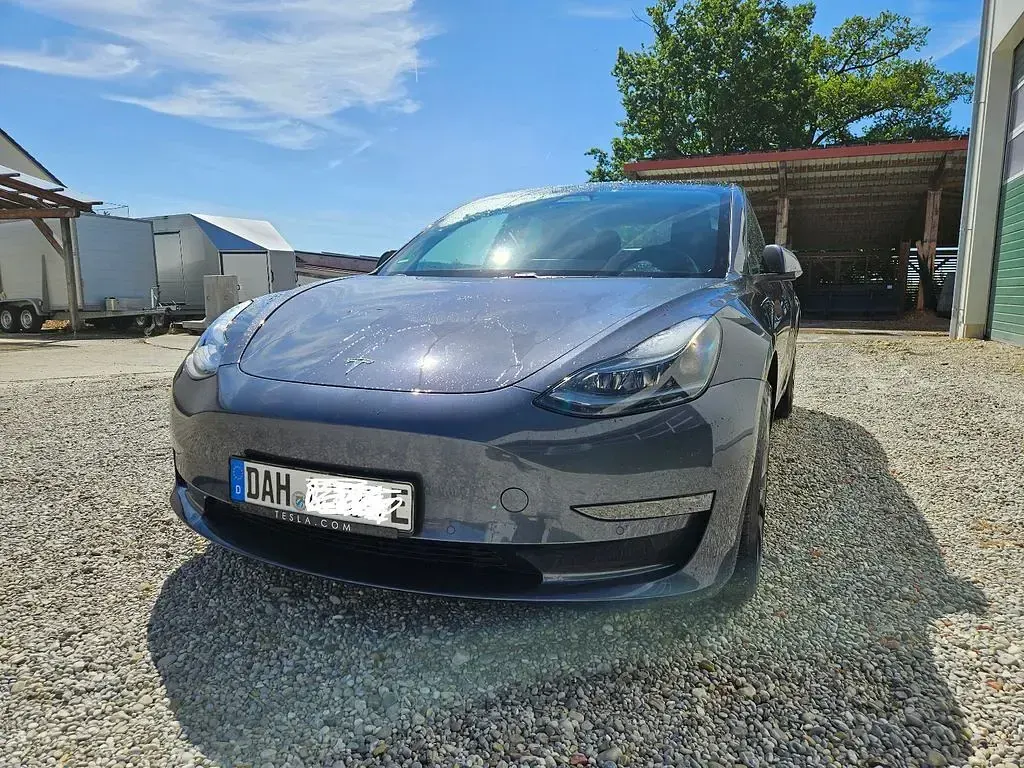 Käytetty Tesla Model 3 377 kW (513 HP) 2021 Harmaa Sedan