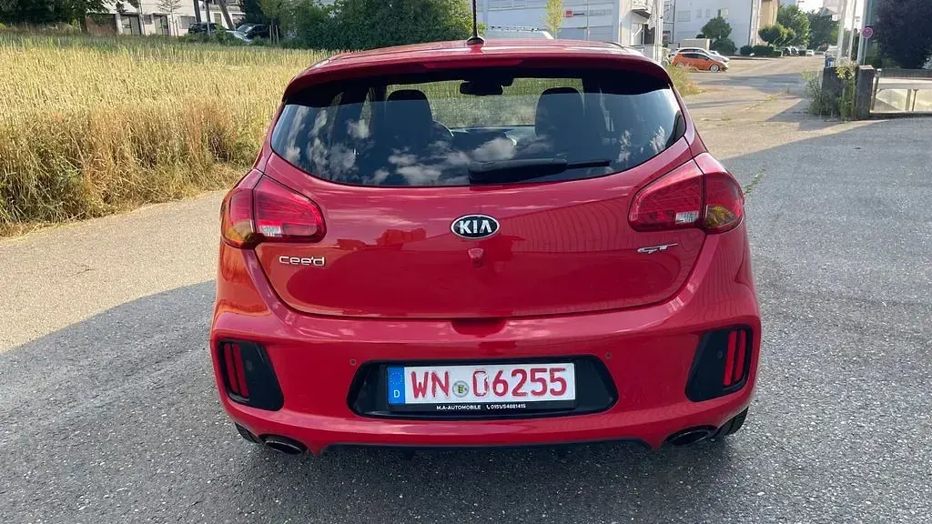 Gebraucht Kia Ceed GT-Track 204 PS (150 kW) 2014 Rot Kleinwagen