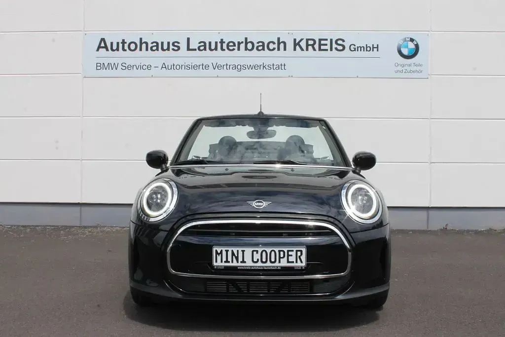 Gebraucht Mini Cooper 136 PS (100 kW) 2021 Schwarz Kleinwagen