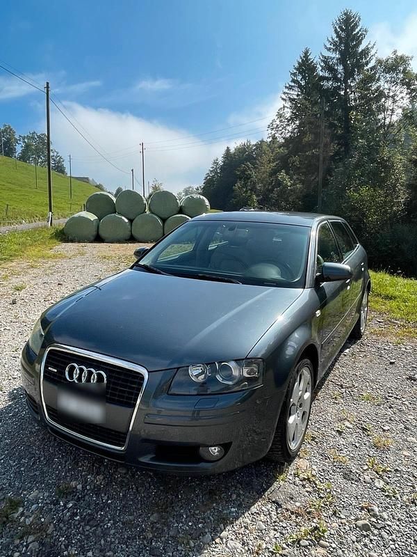 Grau Gebraucht 2005 Audi A3 Limousine | 2.500 € (Superpreis) - Bild 1/4