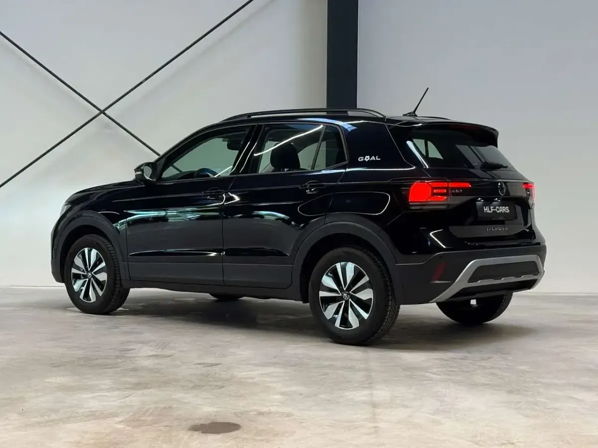 Gebraucht VW T-Cross Goal 95 PS (69 kW) 2025 Schwarz SUV
